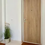 Zen 2 Apartment
